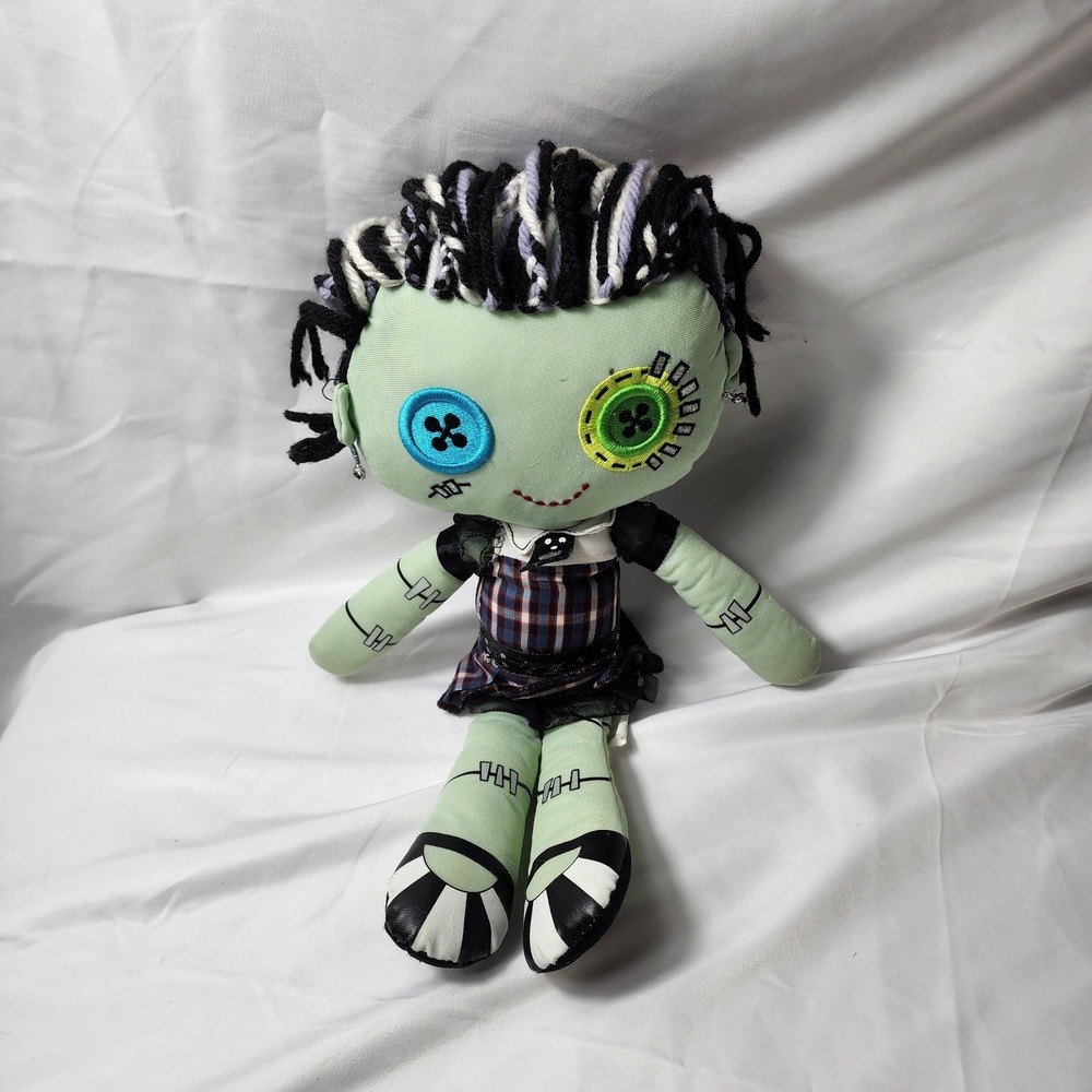Monster‎ High Frankie Stein Plush Doll 2013 Mattel Button Eyes Yarn Hair Green